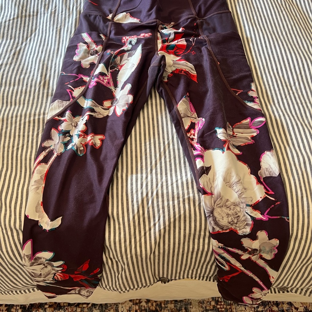 Athleta Multicolor Abstract Leggings